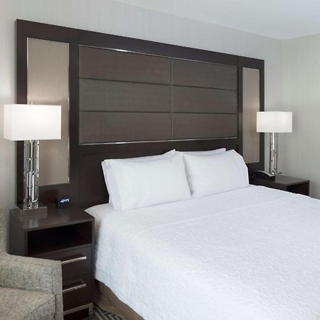 Hampton Inn & Suites Bridgewater, Nj Dış mekan fotoğraf